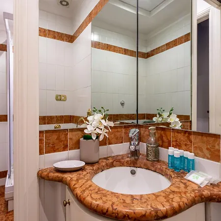 Iflat Classy & Spacious Near Campo De Fiori Rome