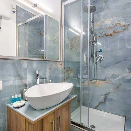 Apartament Iflat Brand New & Modern Station