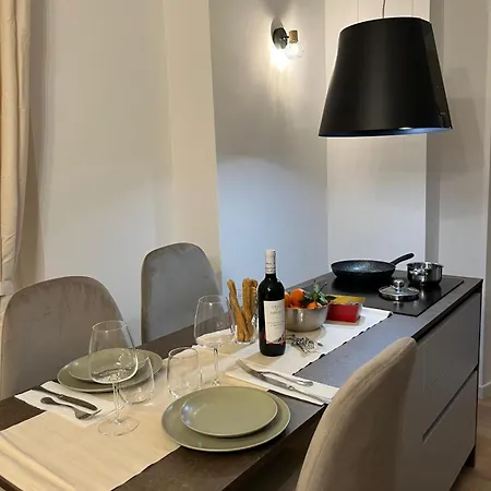 Saint Paul Gateway Apartment *