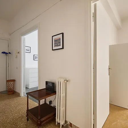 Domus Erasmo Apartment Rome