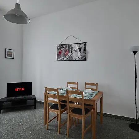 Domus Erasmo Apartment