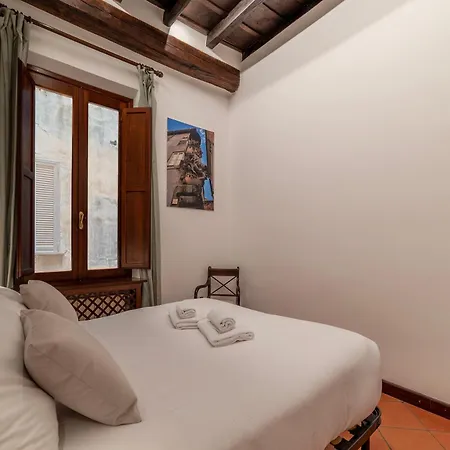 Brand New In The Heart Of Rome-for 5! Apartment *