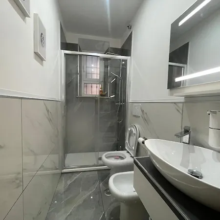 Apartment Bellavita House 2br With Private Parking In *
