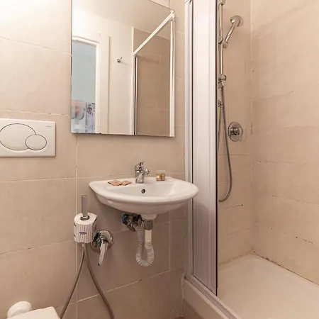 Guest house Cristel - Termini Train Station