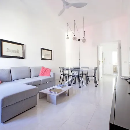New Comfortable 2 Bedroom Della Vittoria By Halldis Appartamento Roma