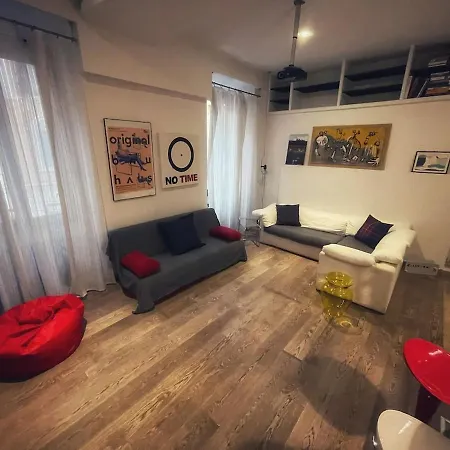Testaccio - Your In The Heart Of Lägenhet Rom