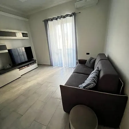 Francesco's Rhome Apartment *