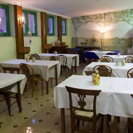 Otel Benedetto 2*