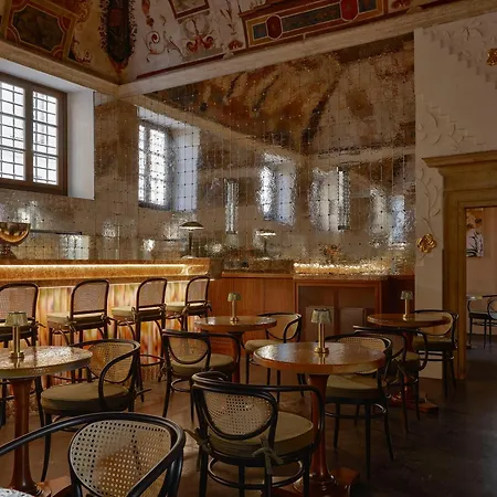 Palazzo Talia - Small Luxury Of The World Rome