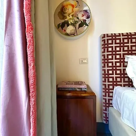 The Grand Tour Bed & Breakfast *