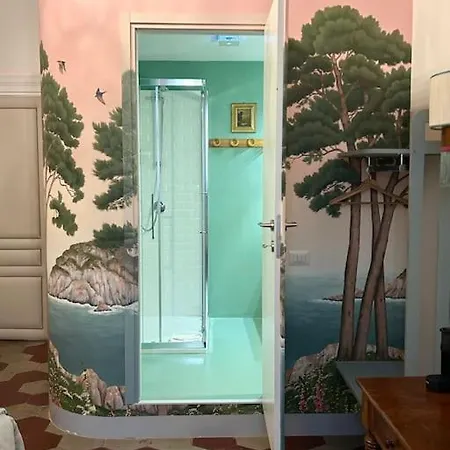 The Grand Tour Bed & Breakfast *