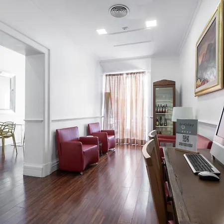 Hotel Hotiday Collection - Porta Pia 4*