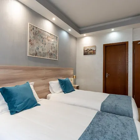 Rome Love Hotel מלון