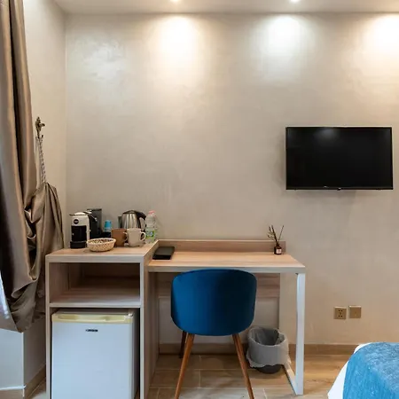 Rome Love Hotel מלון *