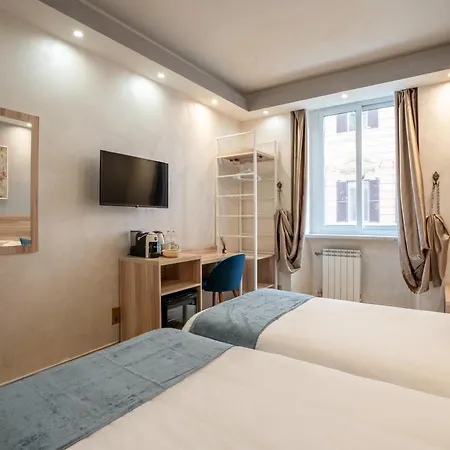 Rome Love Hotel מלון *