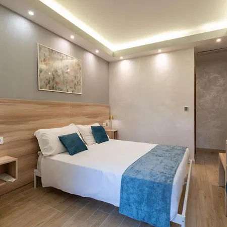Rome Love Hotel מלון רומא