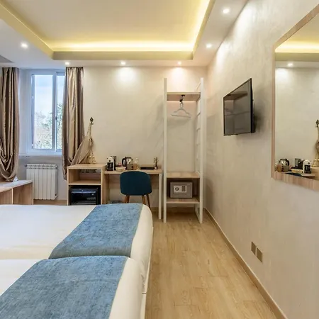 Rome Love Hotel *