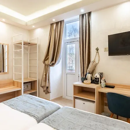 מלון Rome Love Hotel *