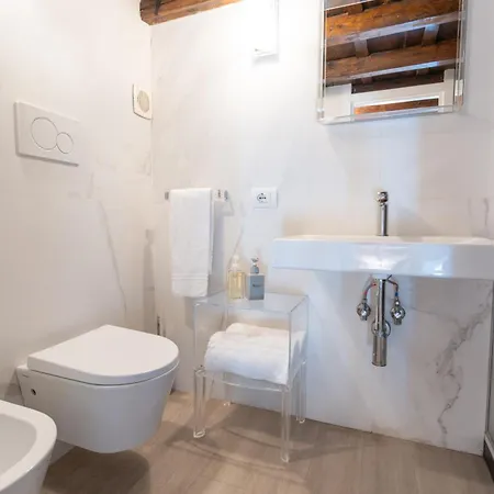 Apartment Pgrhome Domus Pantheon Rome