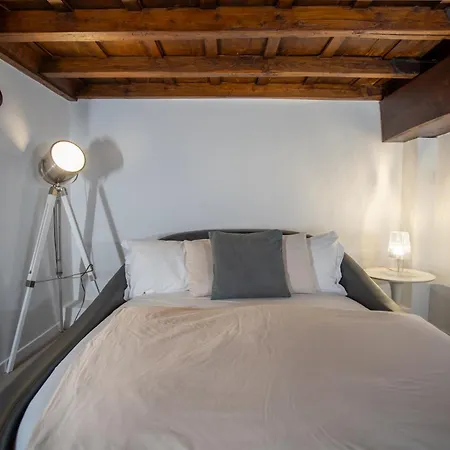 Pgrhome Domus Pantheon Apartment *
