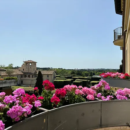 Moon Cove, Borghese Prestige Hideaway Apartment