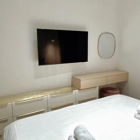 Luxury Nest Ponte Milvio Apartment *