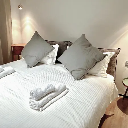 Luxury Nest Ponte Milvio * Rome
