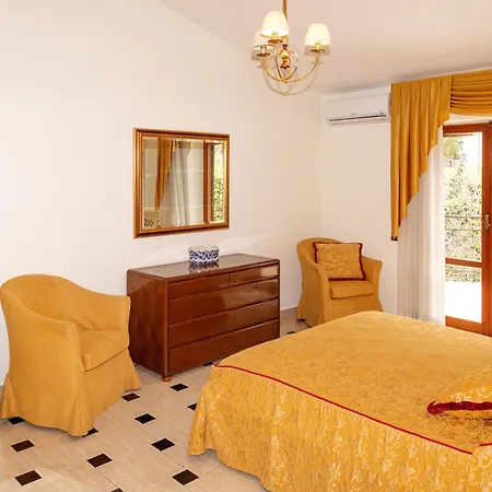 Apartment Tenuta Terenzi - Relais Appia Antica