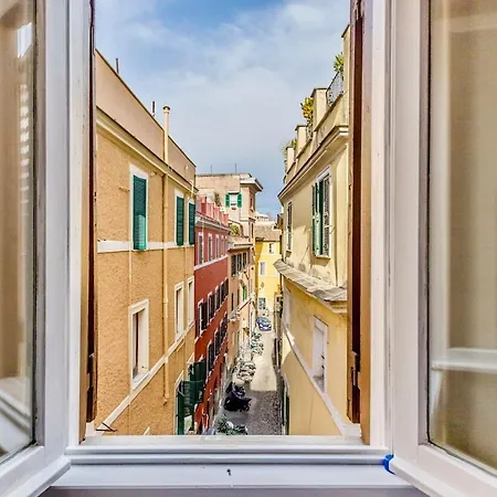 Design And Cozy In Trastevere Apartment Rome