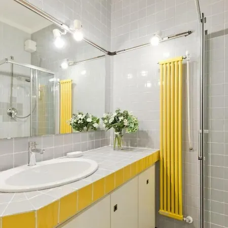 Apartment Design And Cozy In Trastevere Rome