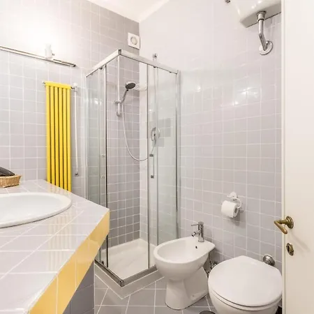 Apartment Design And Cozy In Trastevere