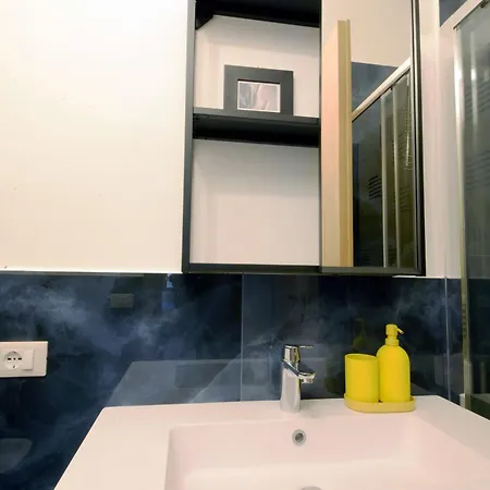 Led House Apartment