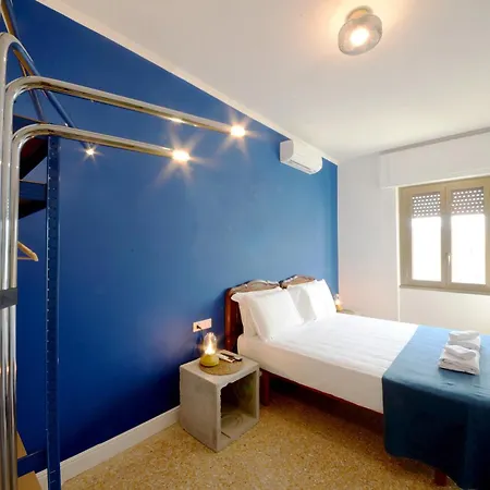 Led House