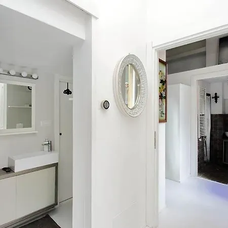 Apartment Beautiful Monti Panisperna *