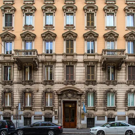 Comfortable Pied-a-terre In The Center Of *