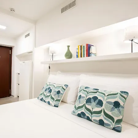 Apartment Comfortable Pied-a-terre In The Center Of Rome