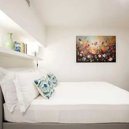 Comfortable Pied-a-terre In The Center Of Rome
