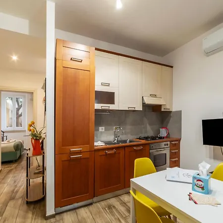 Apartment Facile Collegamento Al Centro Di *