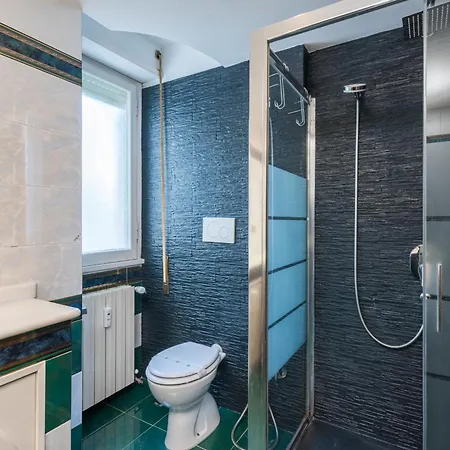 Apartment Vaticano-metro A, Penthouse With Ac, Wi-fi E Netflix