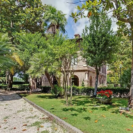 The Church Village 3* Roma