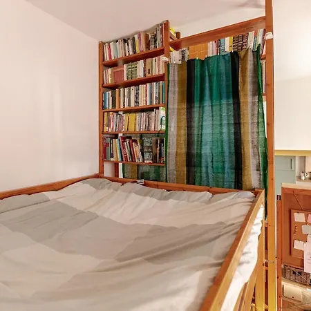 Apartment Cozy At Pedestrian Street