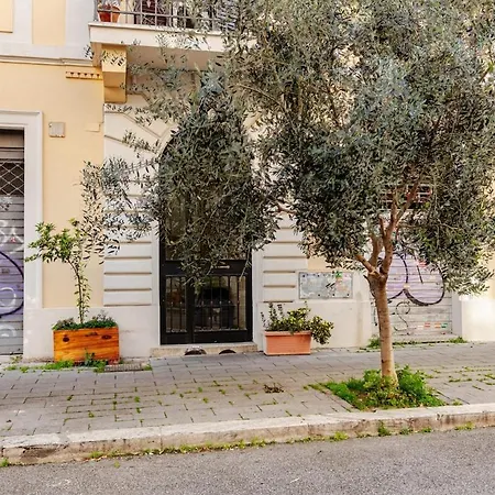 Apartment Cozy At Pedestrian Street Rome