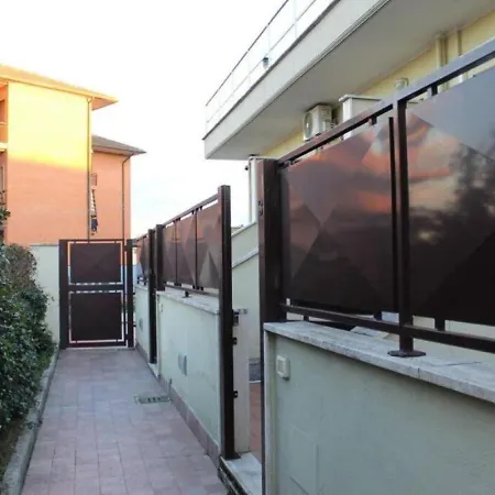 Casa Indipendente Fronte Metro C Holiday home Rome