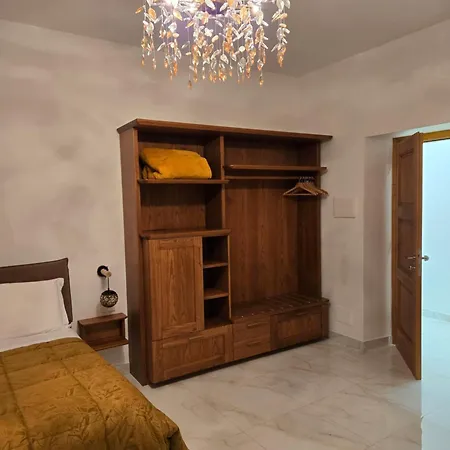 Bed & Breakfast Beb Domus Arbenzio San Giovanni