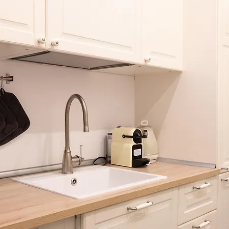 Modern And Bright Flat - Center