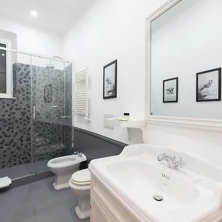 Modern And Bright Flat - Center Rome
