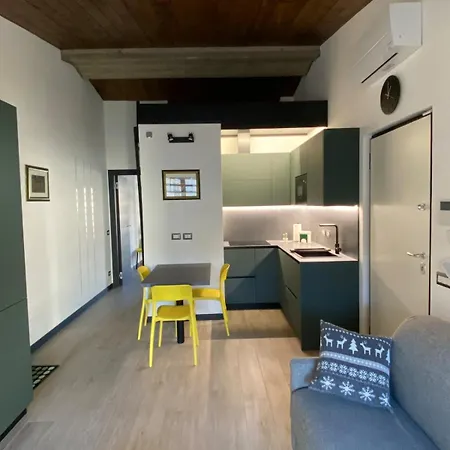 Villino Ancillotto With Garden And Parking Motorcycle Space * Rome