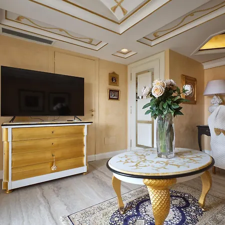 The Capitoline Penthouse Apartment *