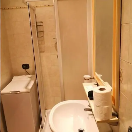 Interno 7 Apartment *