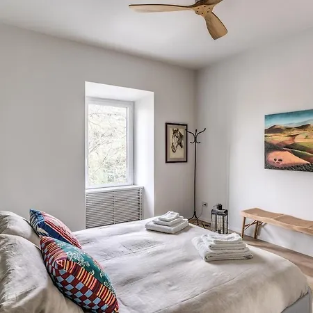 2 Bedroom Flaminio Vignola